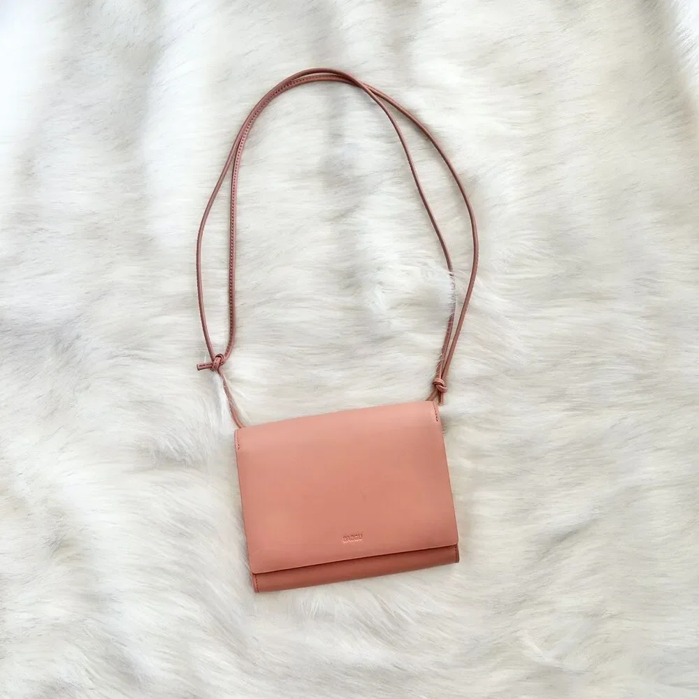 Baggu Leather Compact Purse Crossbody in Terracotta Pink
